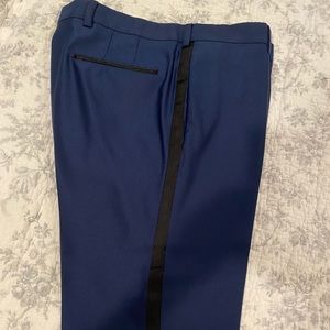 Men’s 3 piece tuxedo suit. It’s been worn once only. In very good condition.